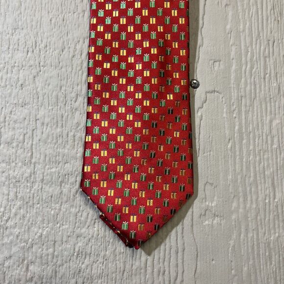 Eagle Red Christmas Present Men's Silk Necktie New 3.5"/58" Holiday Tree NWT - Picture 1 of 10
